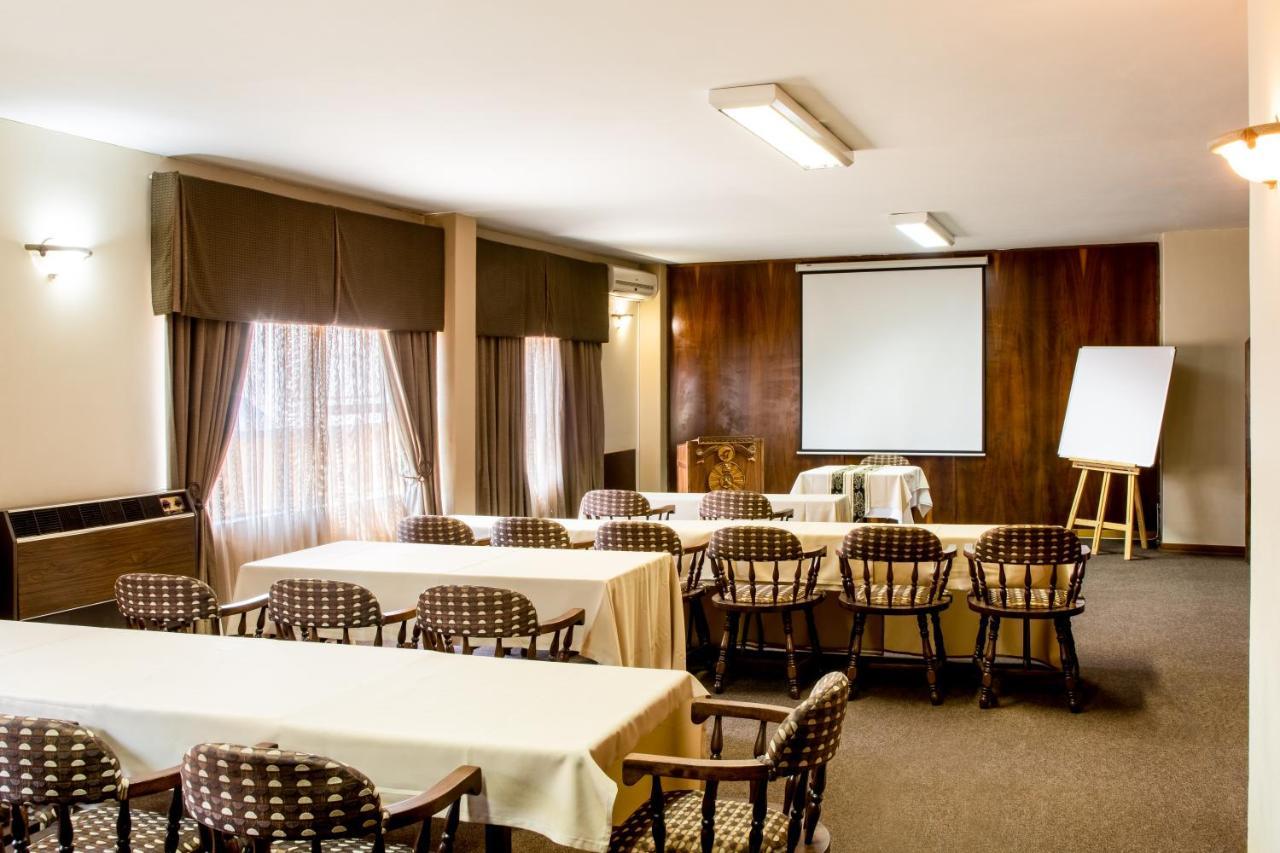 Elgro Hotel Potchefstroom Ngoại thất bức ảnh