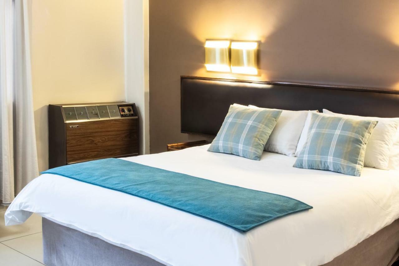 Elgro Hotel Potchefstroom Ngoại thất bức ảnh